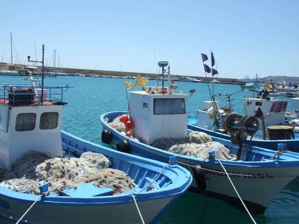 pesca-pescatori-porto-commerciale