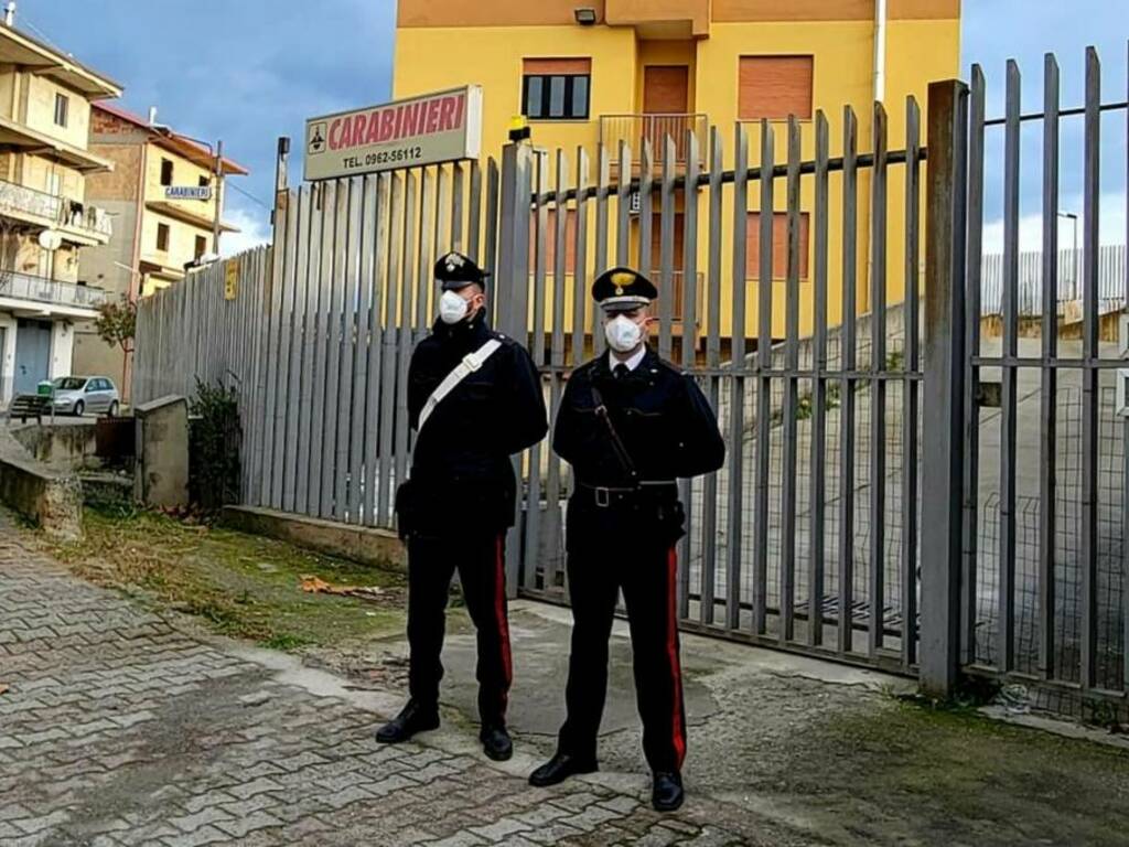 roccabernarda stazione carabinieri