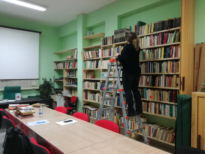 La biblioteca dell'Auser di Crotone