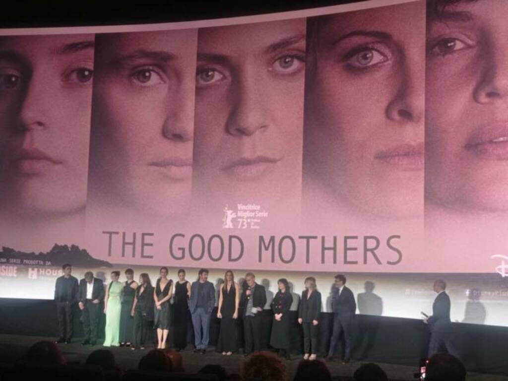 good mothers2