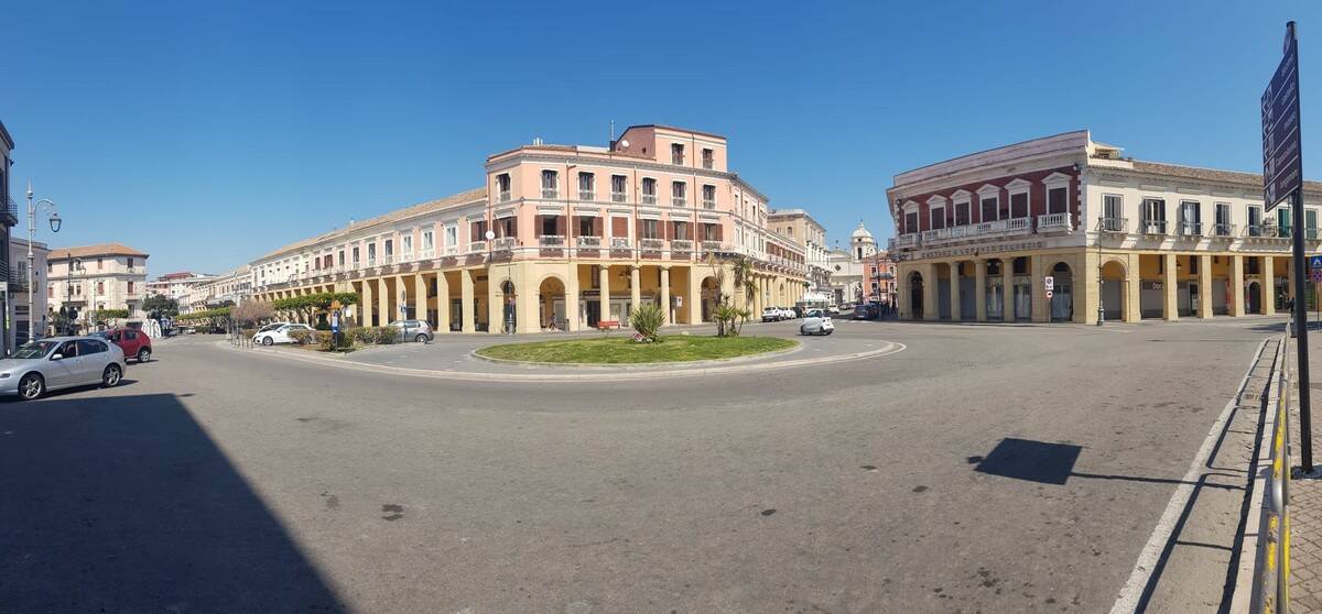 piazza pitagora1